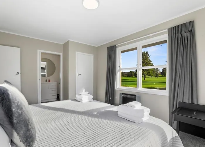 The Greenkeeper's * Rotorua